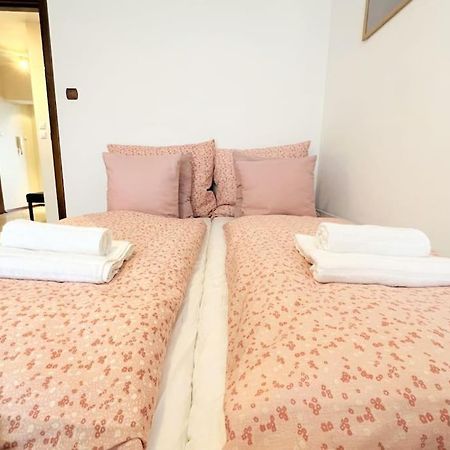 Exclusive Penthouse Near Citycenter 120M2 +Netflix Krasków Εξωτερικό φωτογραφία