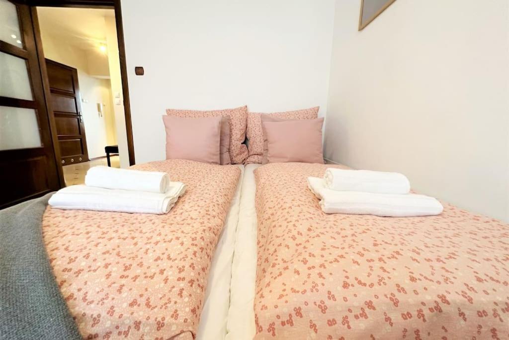 Exclusive Penthouse Near Citycenter 120M2 +Netflix Krasków Εξωτερικό φωτογραφία