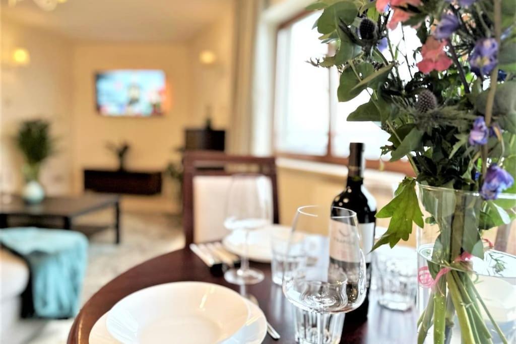 Exclusive Penthouse Near Citycenter 120M2 +Netflix Krasków Εξωτερικό φωτογραφία