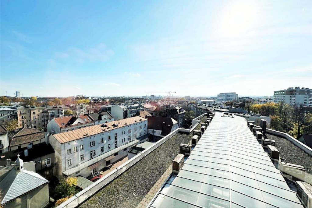 Exclusive Penthouse Near Citycenter 120M2 +Netflix Krasków Εξωτερικό φωτογραφία