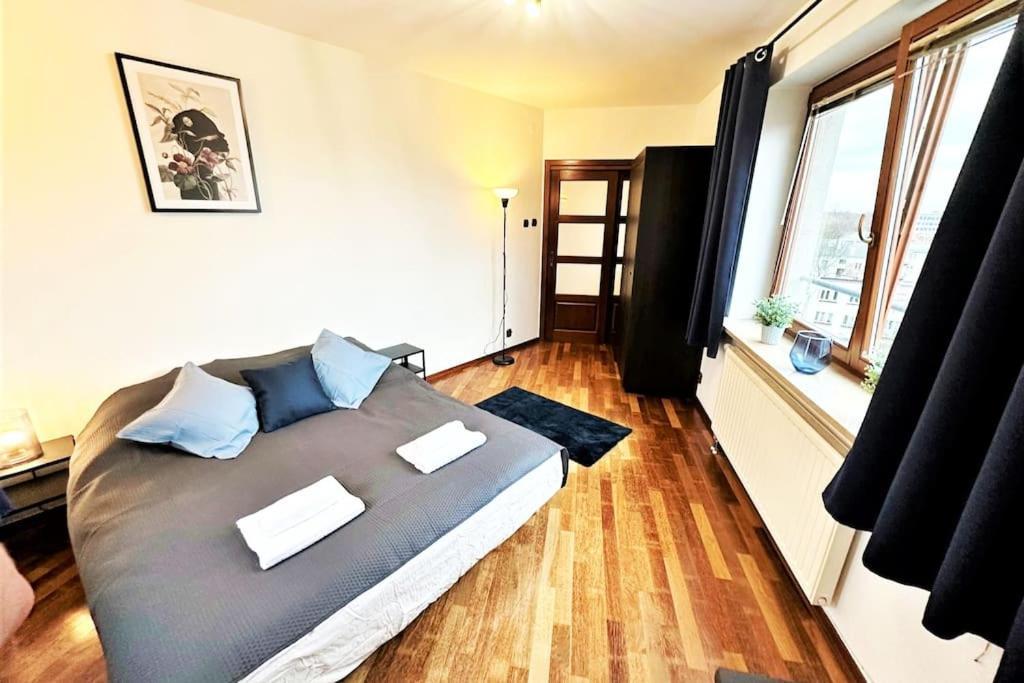 Exclusive Penthouse Near Citycenter 120M2 +Netflix Krasków Εξωτερικό φωτογραφία