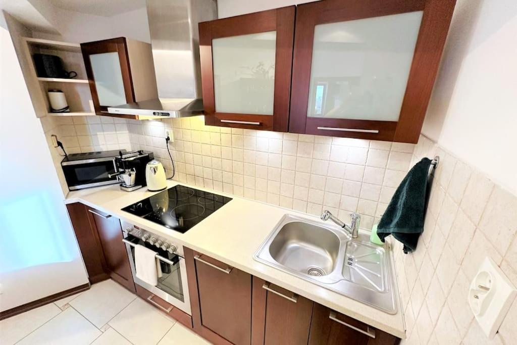 Exclusive Penthouse Near Citycenter 120M2 +Netflix Krasków Εξωτερικό φωτογραφία