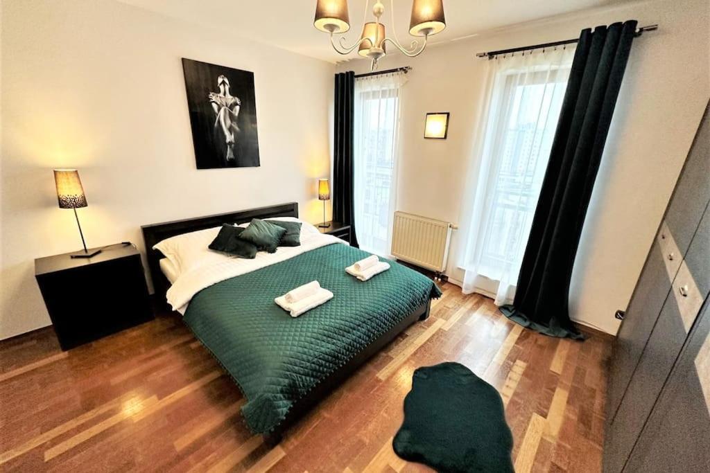 Exclusive Penthouse Near Citycenter 120M2 +Netflix Krasków Εξωτερικό φωτογραφία
