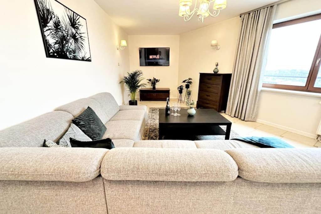 Exclusive Penthouse Near Citycenter 120M2 +Netflix Krasków Εξωτερικό φωτογραφία