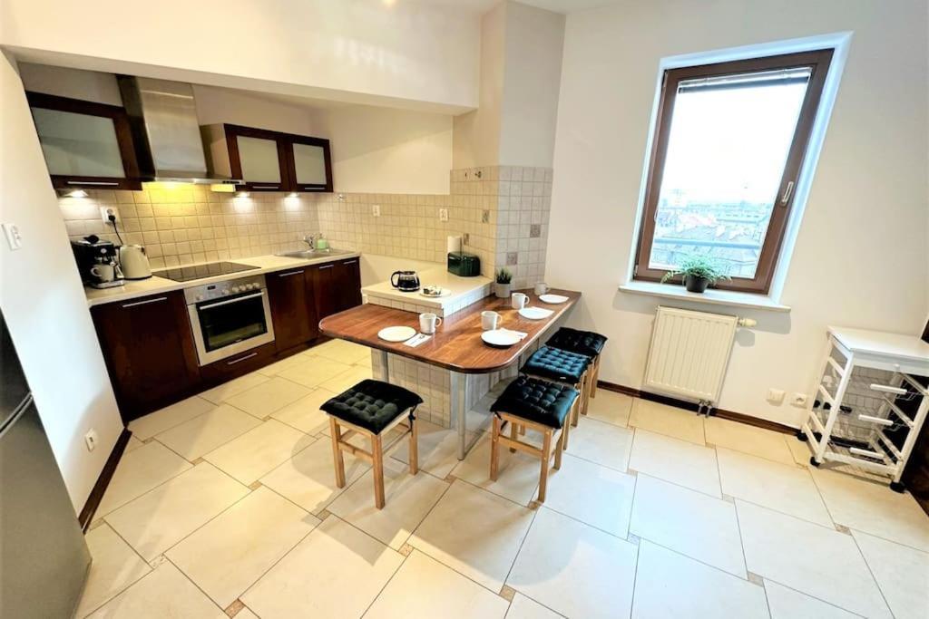 Exclusive Penthouse Near Citycenter 120M2 +Netflix Krasków Εξωτερικό φωτογραφία